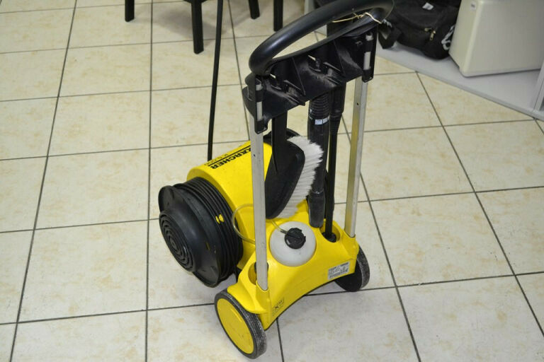 myjka-cisnieniowa-karcher-k5000-uszkodzona-cisnienie-robocze-130