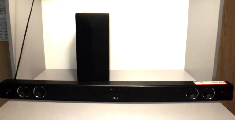 LG WIRELESS ACTIVE SUBWOOFER S55A1-D/