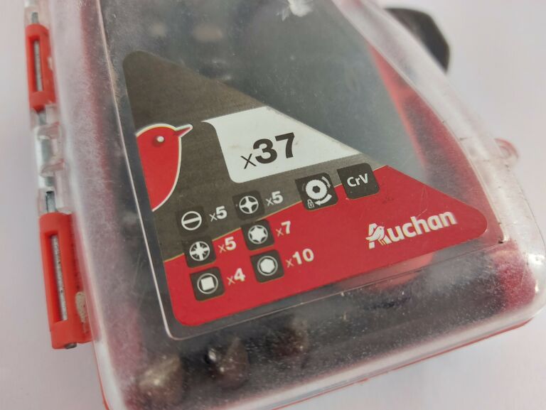 WKRĘTAK AUCHAN 37ELEMENTÓW