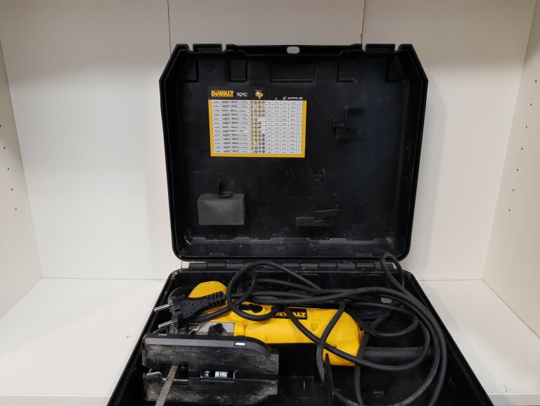 WYRZYNARKA DEWALT DW343K-550W