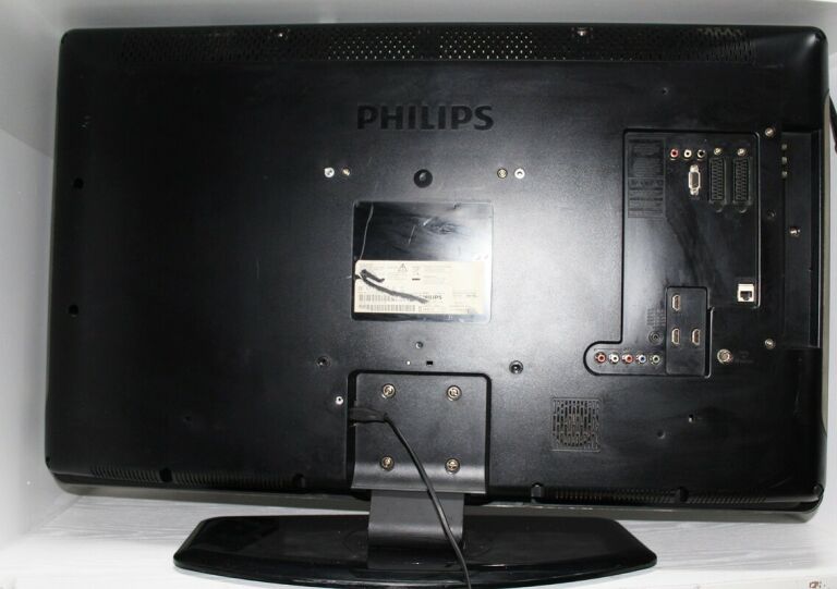 TELEWIZOR LCD PHILIPS 37PFL8404H/12