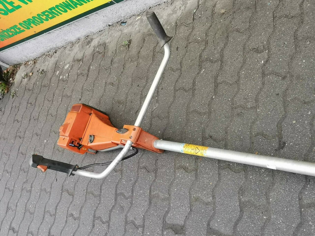 kosa-spalinowa-podkaszarka-husqvarna-245r-27-km-product-id