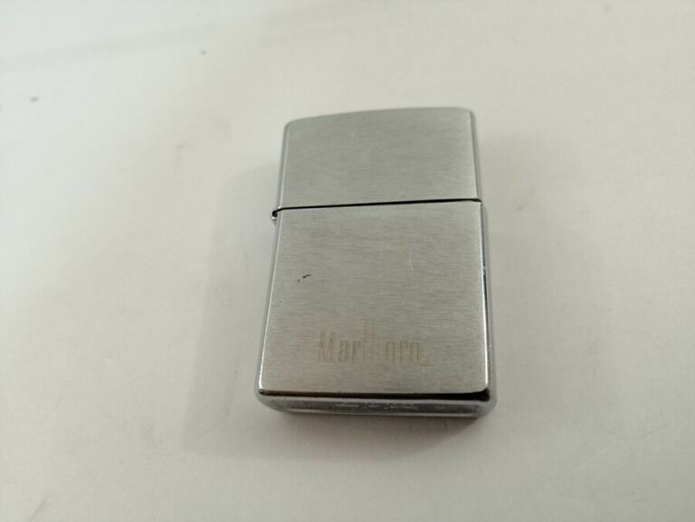 ZAPALNICZKA ZIPPO MALBORO