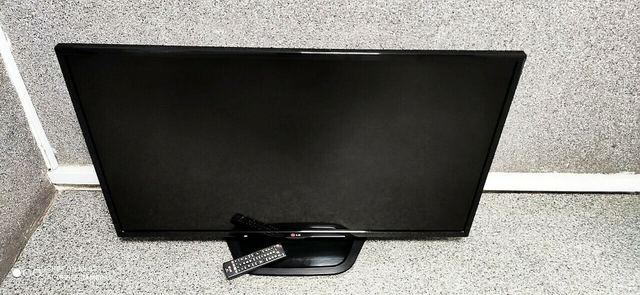 wyprzaedaz-towaru-tv-lg-42ln5400pilot-z-gwarancj-model-42ln5400