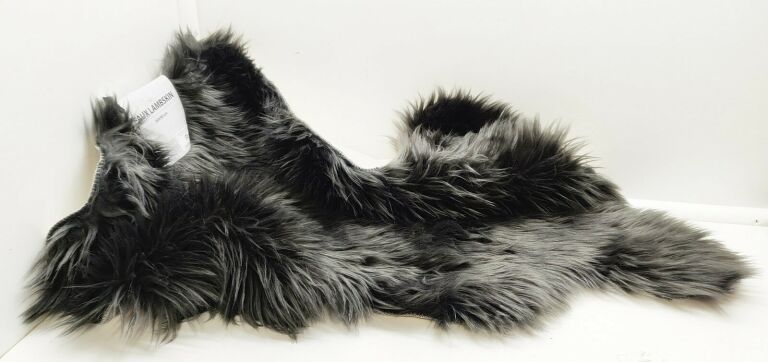 sztuczna-skora-owcza-taks-60x90cm-stan-nowy