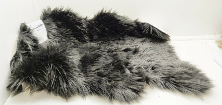 sztuczna-skora-owcza-taks-60x90cm-rodzaj-inny