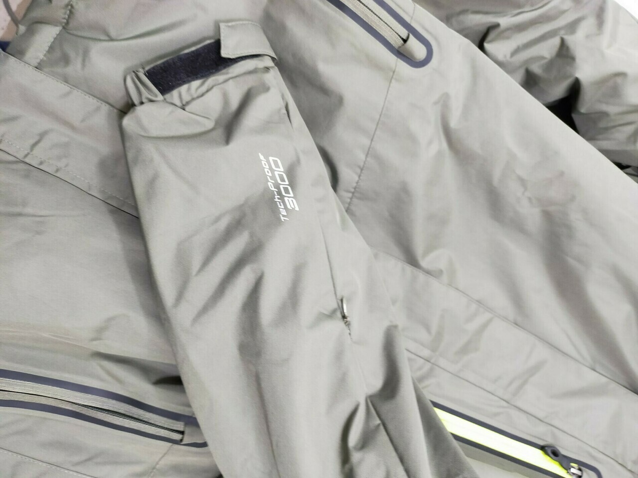 dziecieca-kurtka-4ar2-4ar2tm374f243-brugi-kod-producenta-1234