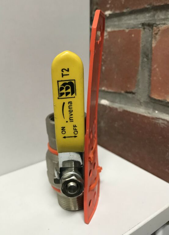 zawor-gazowy-34-z-gwintem-wewnzewn-invena-stan-nowy