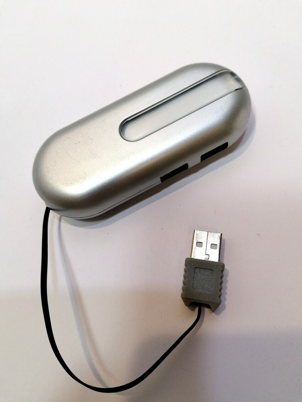 lampka-do-laptopa-na-usb-4-gniazda-stan-11323-2