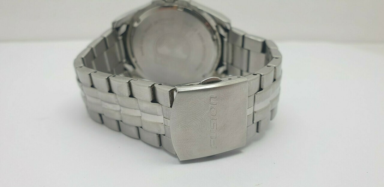 zegarek-lorus-vj42-x040-wodoszczelnosc-100m-wr100