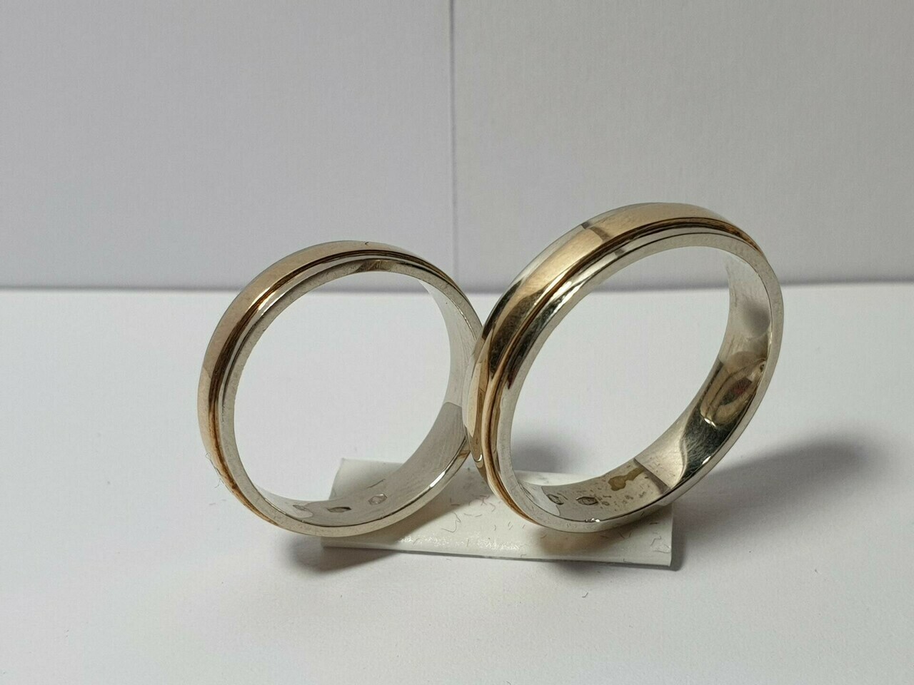 eleganckie-obraczki-slubne-1013g-585-14k-okazja-stan-uzywany