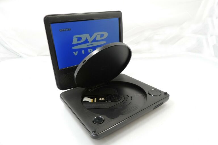 SAMOCHODWY ODTWARZACZ DVD TESCO T7PDVD113