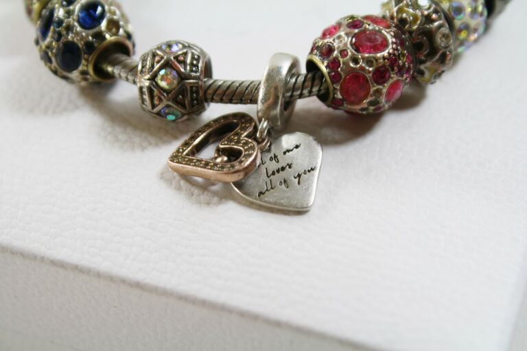 bransoletka-pandora-kamien-inny-kamien