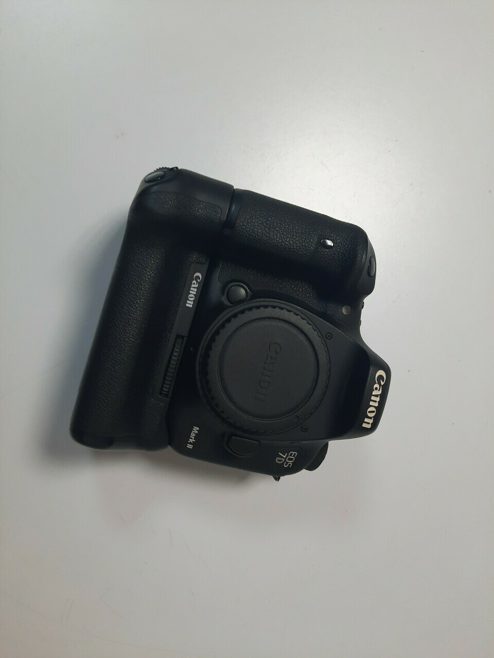 lustrzanka-canon-eos-7d-mark-ii-stan-uzywany