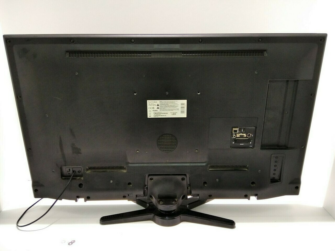 telewizor-technika-smart-tv-sm42-240-stan-uszkodzony