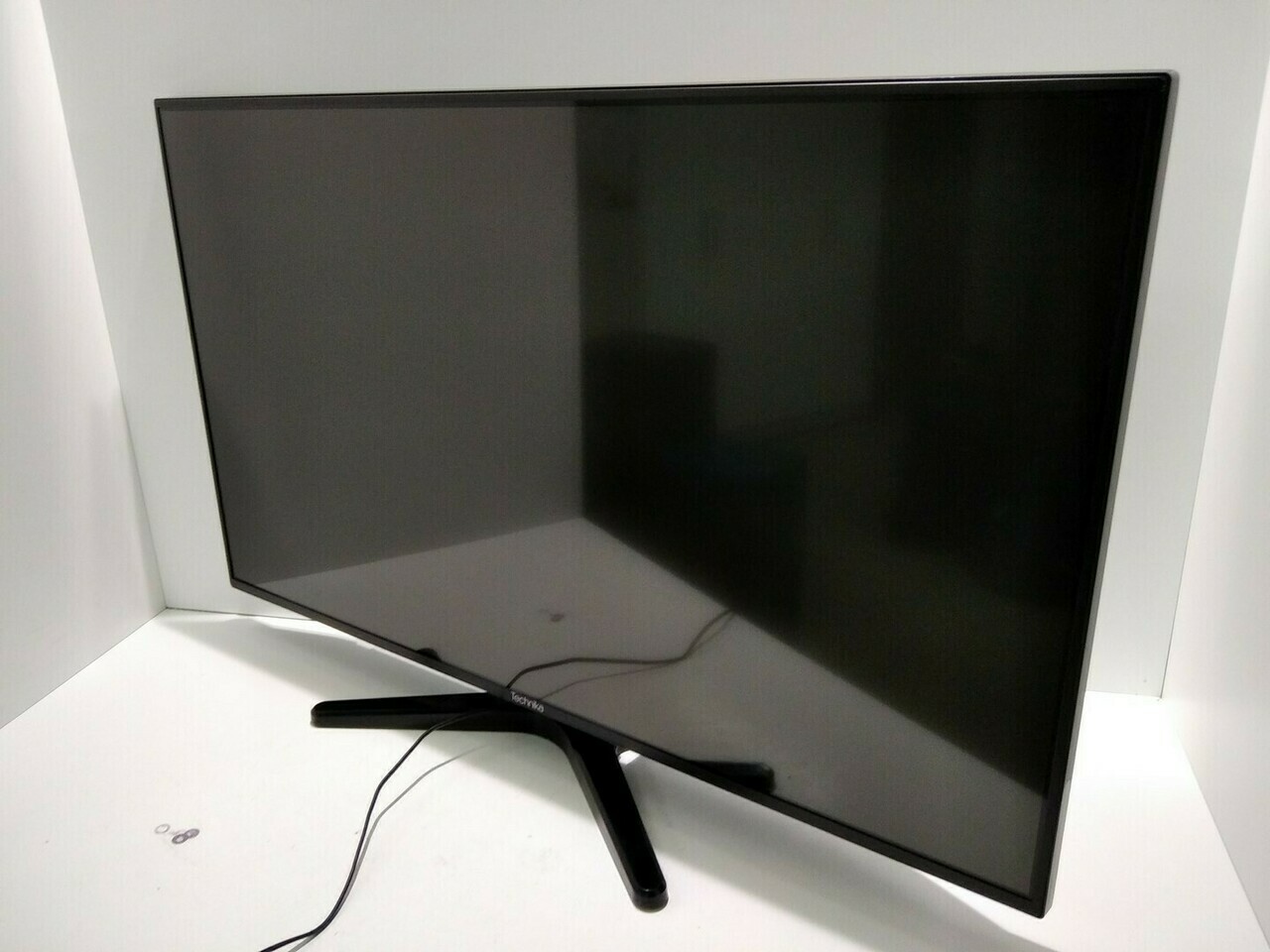 telewizor-technika-smart-tv-sm42-240-smart-tv-inny-system-producenta