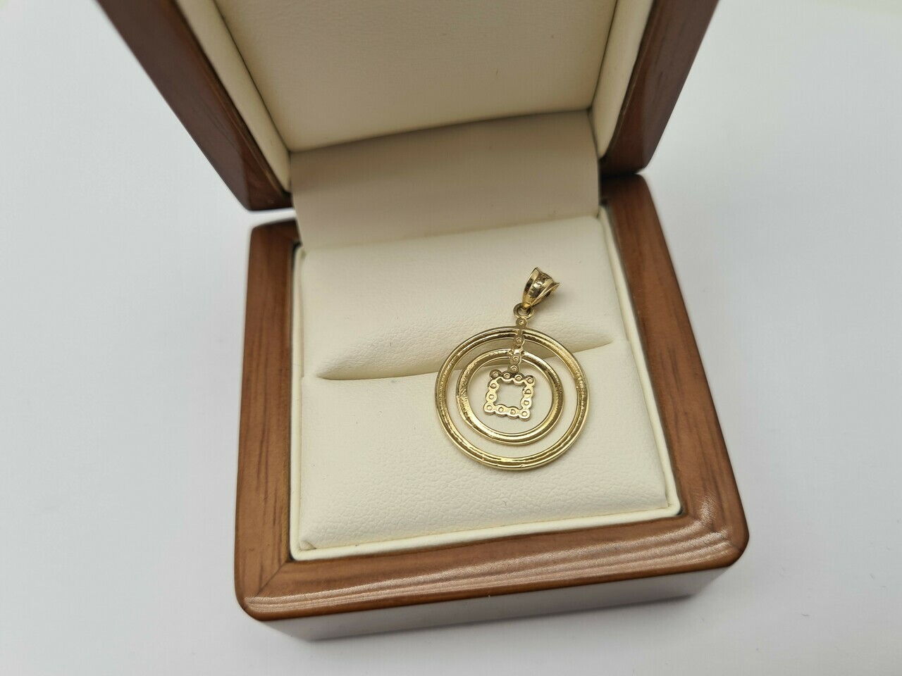 zloty-wisiorek-zawieszka-585-14k-136g-stan-uzywany