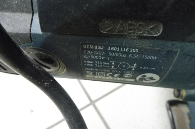 PIŁA UKOŚNA BOSCH GCM 800 SJ PROFESSIONAL