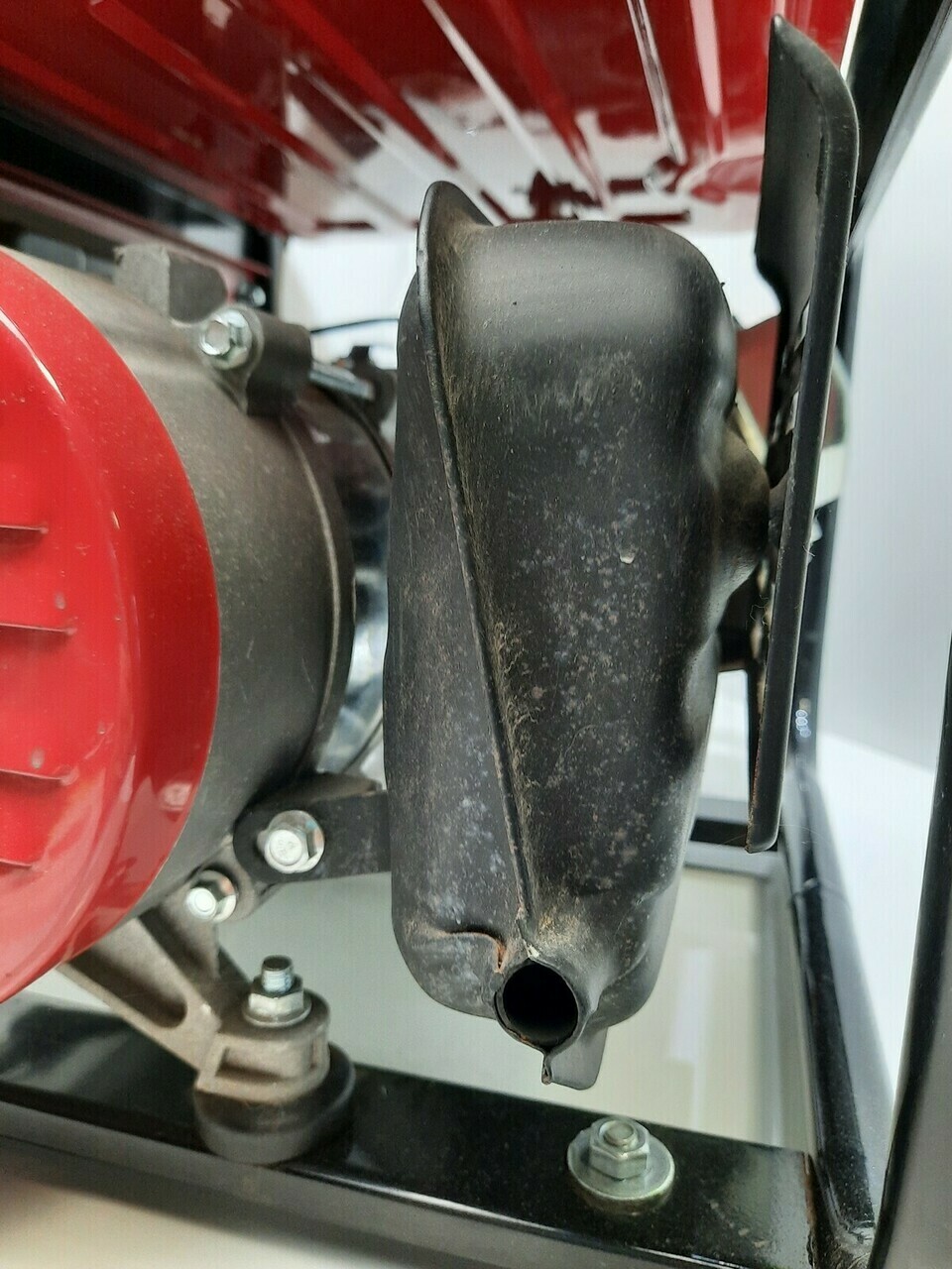 agregat-kraftdele-st1300-moc-silnika-3