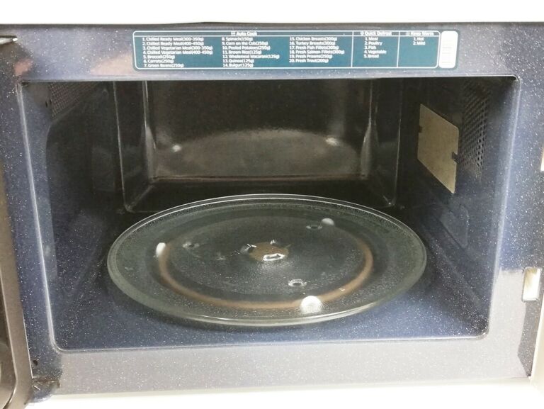 kuchenka-mikrofalowa-samsung-mg23k3515as-ean-8806088219318