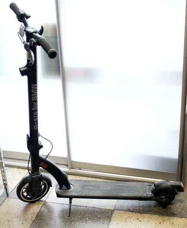 hulajnoga-elektryczna-bmw-e-scooter-bmw-kod-producenta-4645