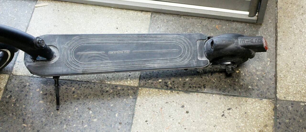 hulajnoga-elektryczna-bmw-e-scooter-bmw-marszalkowska-85-warszawa