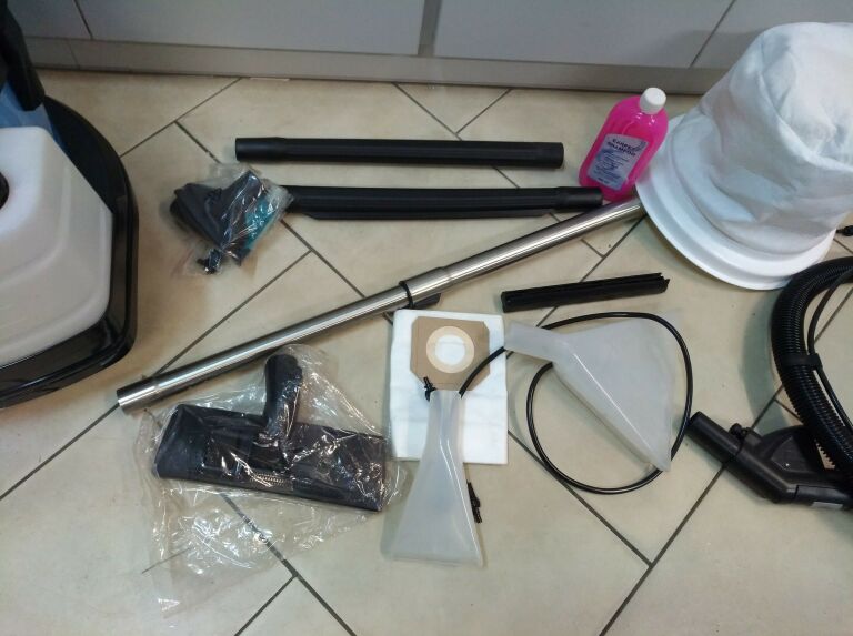 odkurzacz-pioracy-ambasador-europe-2018-komplet-moc-1500