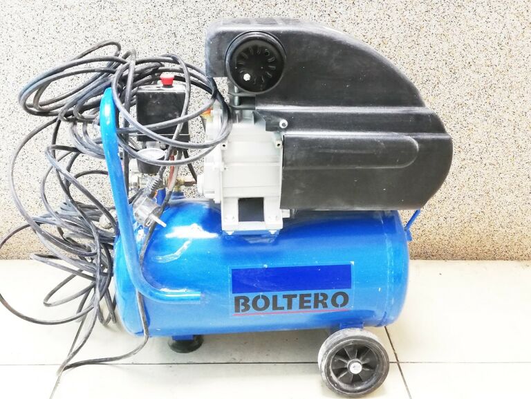 KOMPRESOR OLEJOWY BOLTERO BC 2024A
