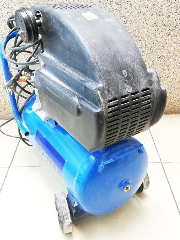 kompresor-olejowy-boltero-bc-2024a-stan-uzywany