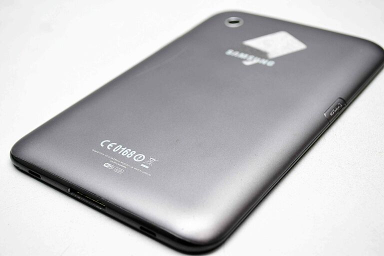 tablet-samsung-galaxy-tab-2-70-7-1-gb-8-gb-stan-uzywany