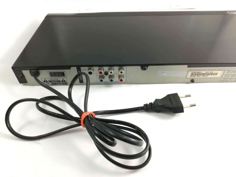 ODTWARZACZ DVD LG PD822/PILOT