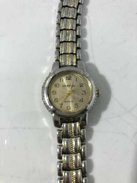 zegarki-damskie-rozne-cena-za-sztuke-stan-uzywany