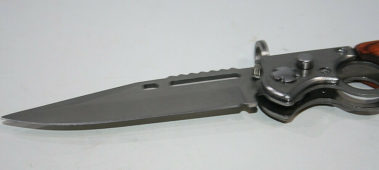 noz-sprezynowy-z-uchwytem-na-palec-stan-nowy