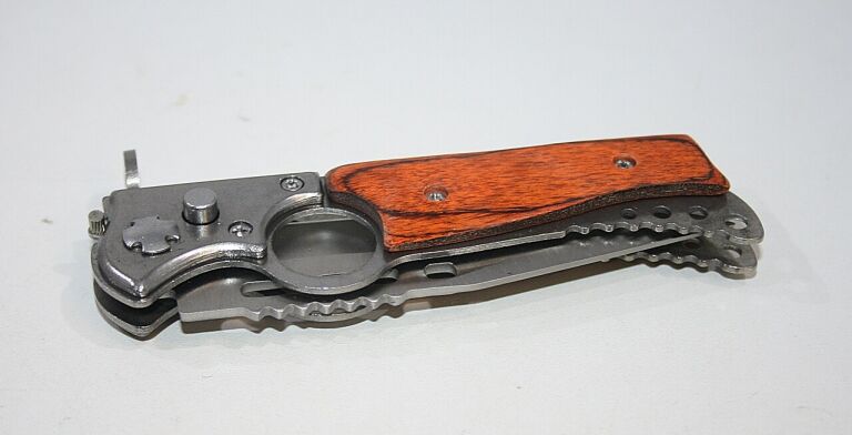 noz-sprezynowy-z-uchwytem-na-palec-marka-inna-marka