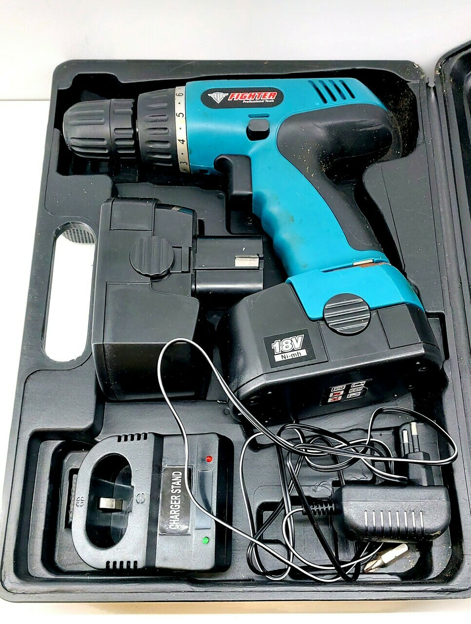 wkretarka-fighter18v-stan-uzywany