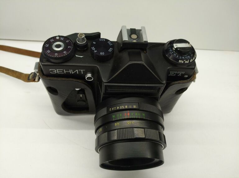 aparat-analogowy-zenit-et-model-et
