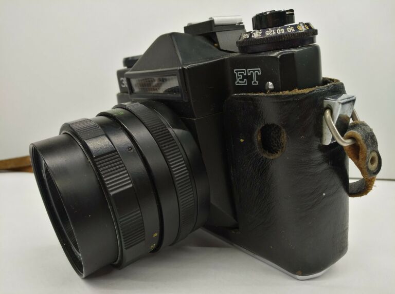 aparat-analogowy-zenit-et-marka-inna