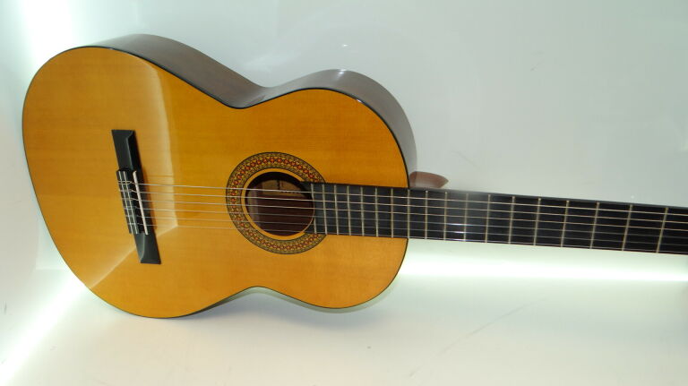HISZPAŃSKA GITARA KLASYCZNA ADMIRA MONICA (222005