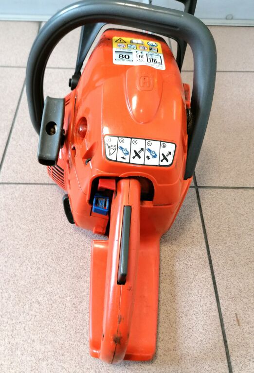 PIŁA SPALINOWA HUSQVARNA 236