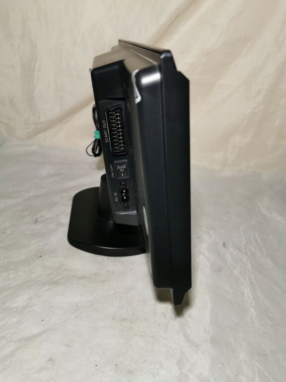 AUNA MCD-82 WIEŻA STEREO DVD USB SD MPEG4 D13-183
