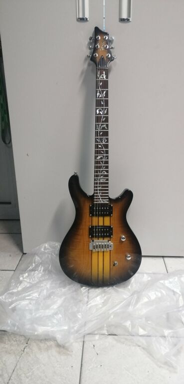 OPIS!!!GITARA ELEKTRYCZNA RAVEN IP 3000 2TS