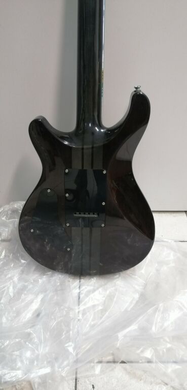 OPIS!!!GITARA ELEKTRYCZNA RAVEN IP 3000 2TS