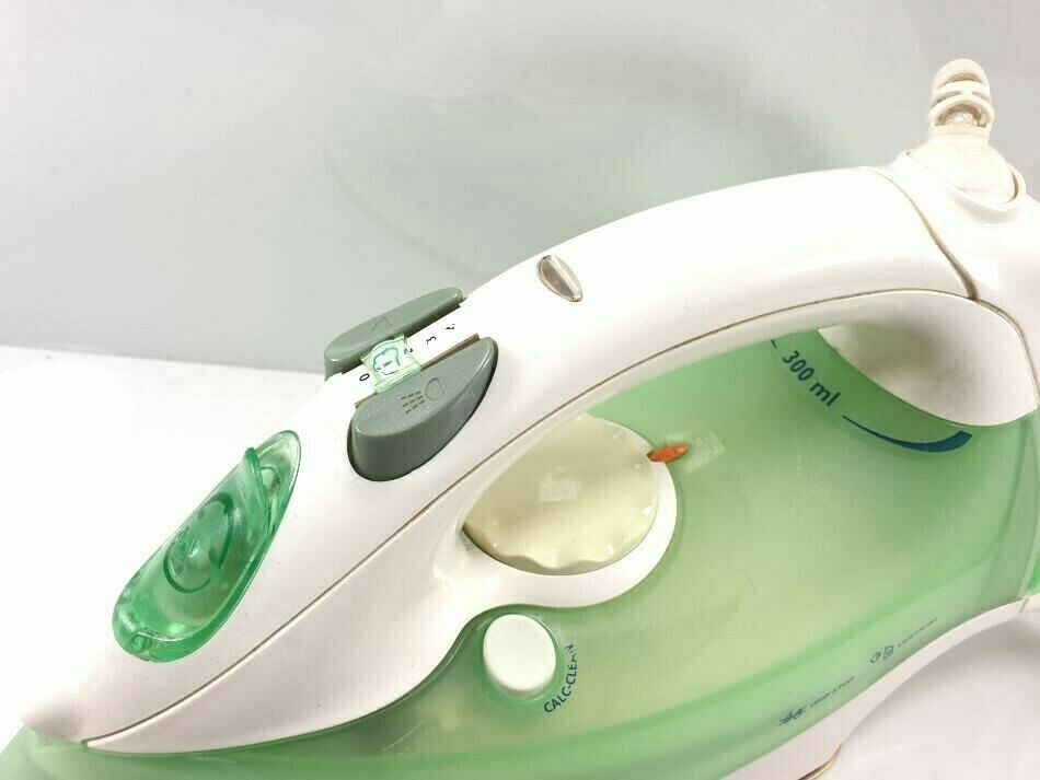 zelazko-philips-elance-3015-kolor-dominujacy-bialy