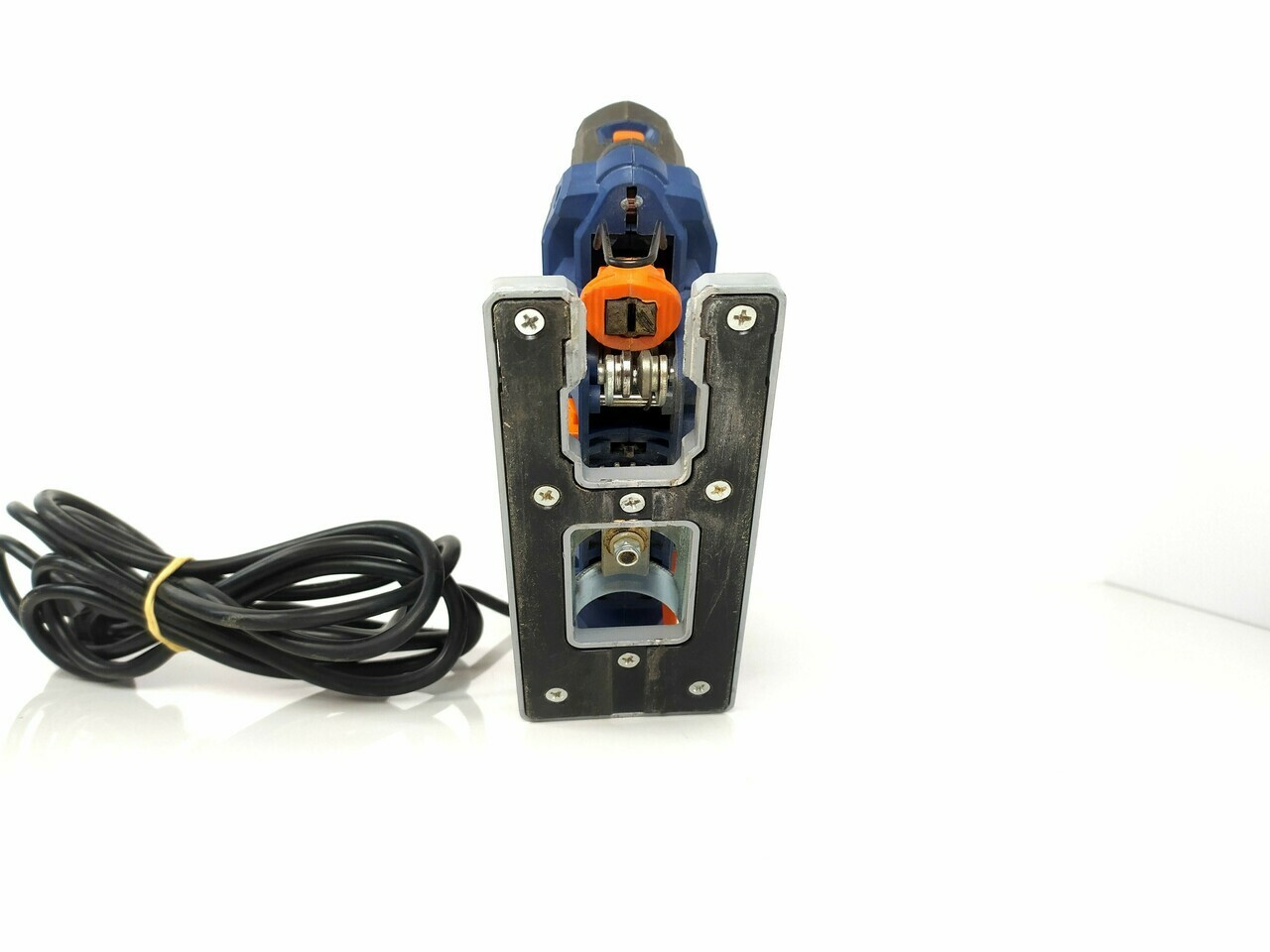 wyrzynarka-dexter-nc750jswalizka-rodzaj-silnika-silnik-szczotkowy