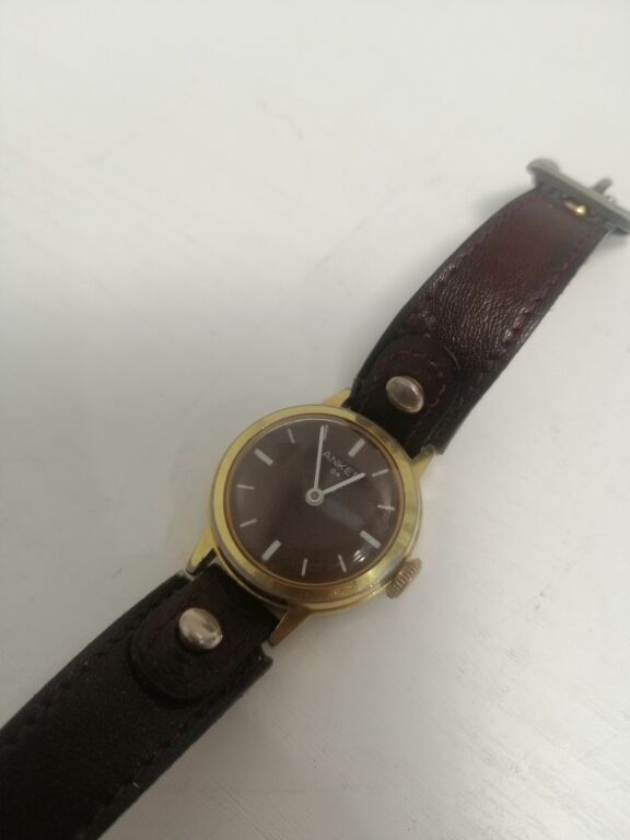 ZEGAREK ANKER 04