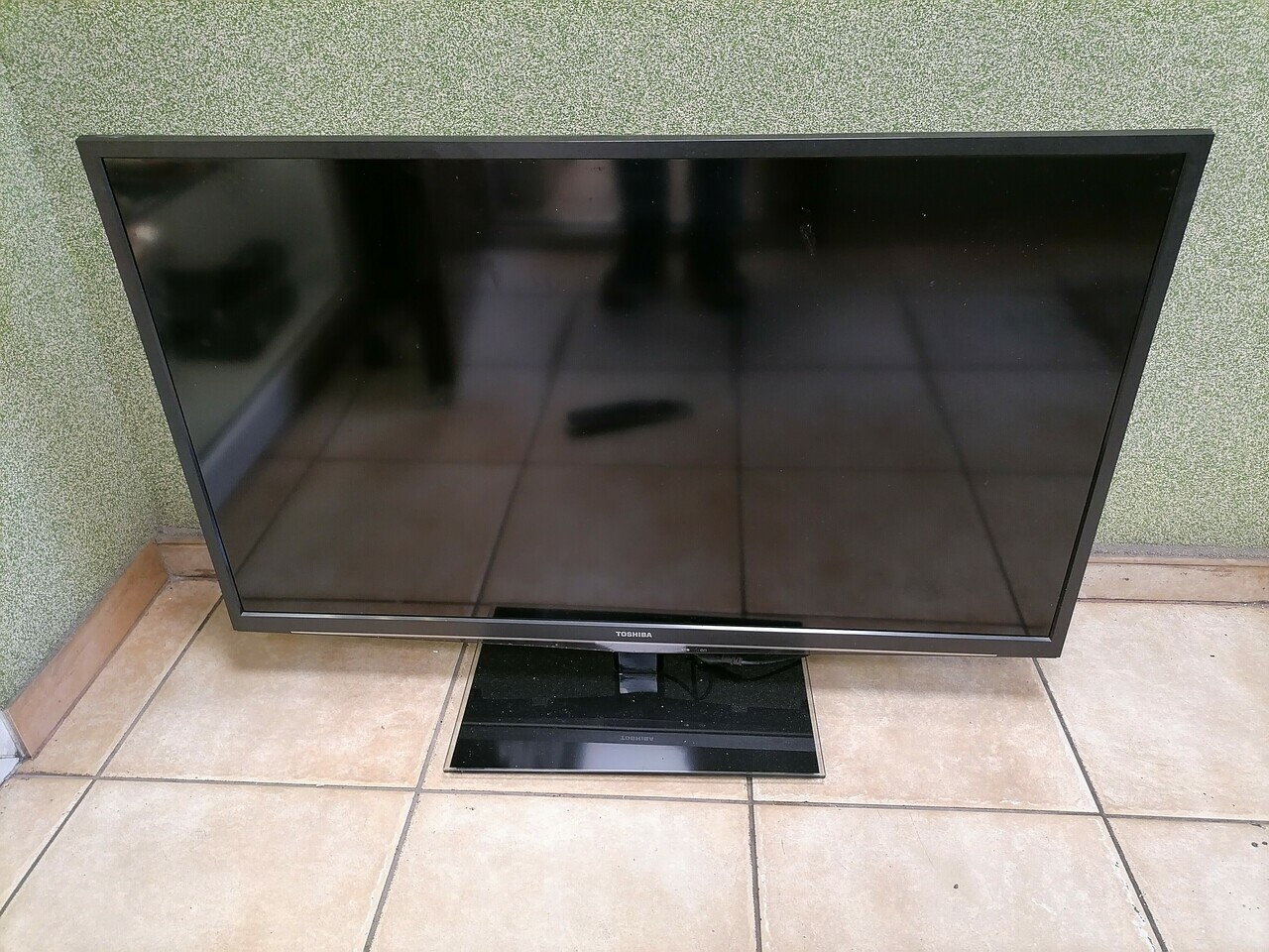 telewizor-toshiba-40rl838-40-cali-odbior-osobisty-stan-uzywany