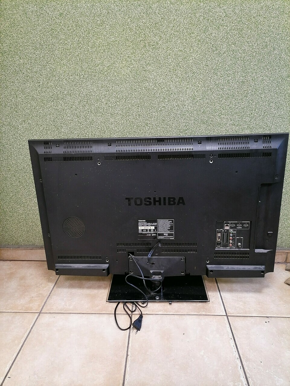 telewizor-toshiba-40rl838-40-cali-odbior-osobisty-przekatna-ekranu-cale-40