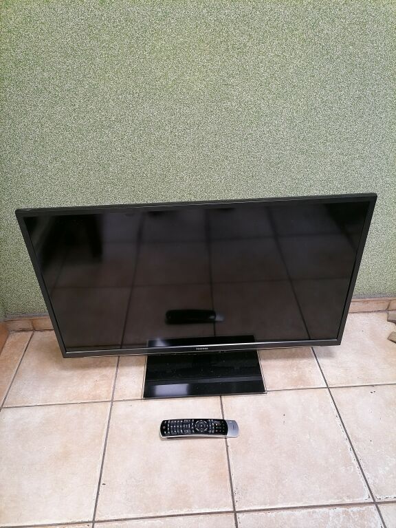 TELEWIZOR TOSHIBA 40RL838 40 CALI ODBIÓR OSOBISTY