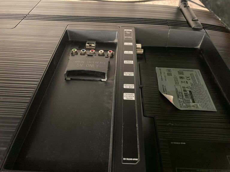 telewizor-samsung-ue55ru7172-55-brak-pudelka-marka-samsung