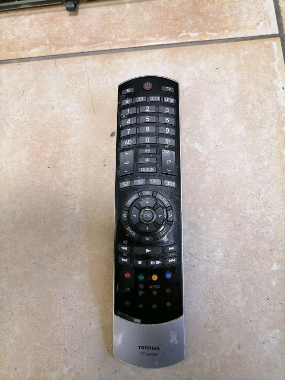 TELEWIZOR TOSHIBA 40RL838 40 CALI ODBIÓR OSOBISTY